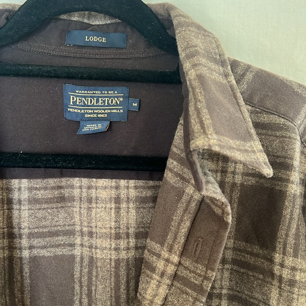 Pendleton Lodge wool button down - Picture 2 of 5